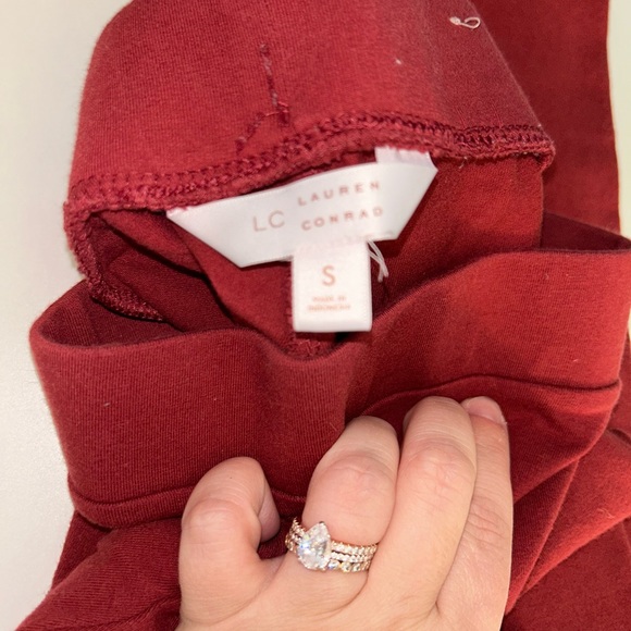 LAUREN CONRAD WOMENS RED LEGGINGS - Picture 2 of 2